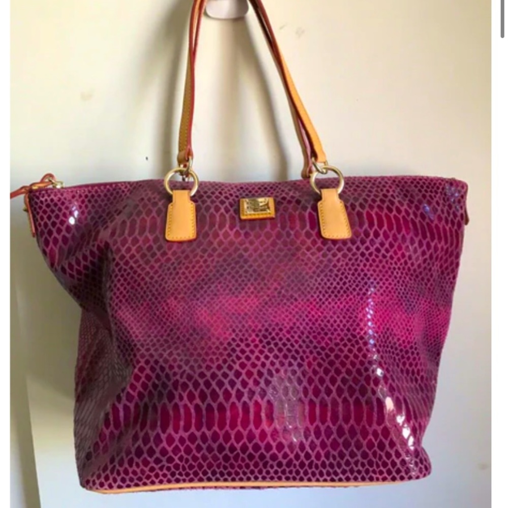 Dooney & Bourke | Bags | XL Pink Leather Snakeskin Print Zip Tote Bag | Rare! - Picture 6 of 16